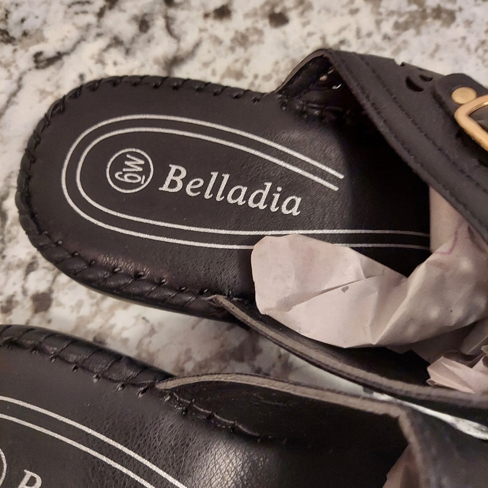 NWT black sandals - Picture 6 of 6